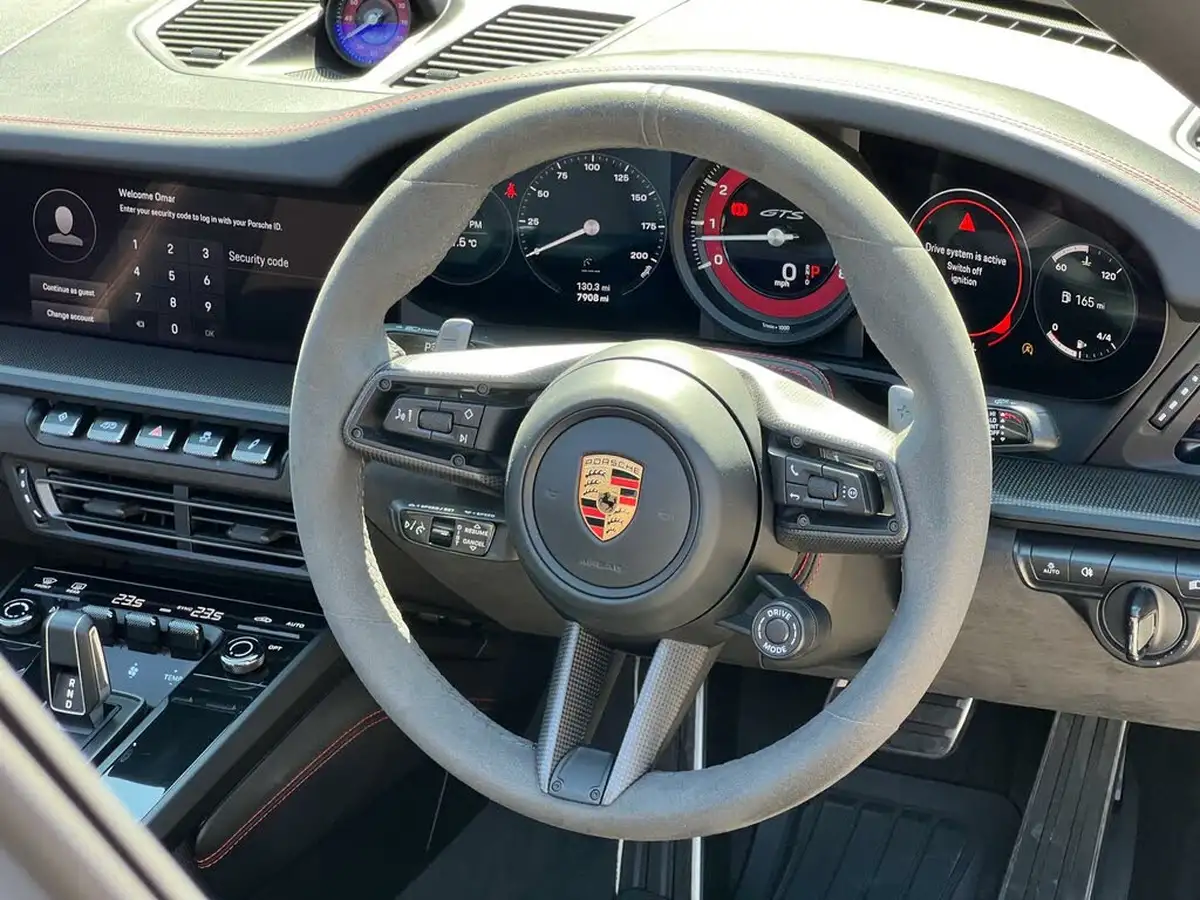 2024-porsche-911-30-targa-4-gts-480ps-2981cc-pdk-big-24