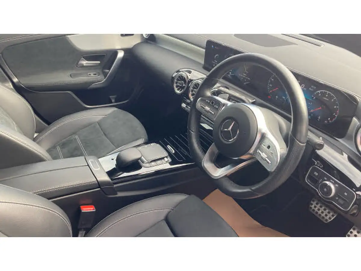 2022-mercedes-benz-a-class-13-a180-amg-line-premium-plus-edition-saloon-4d-7g-dct-big-10