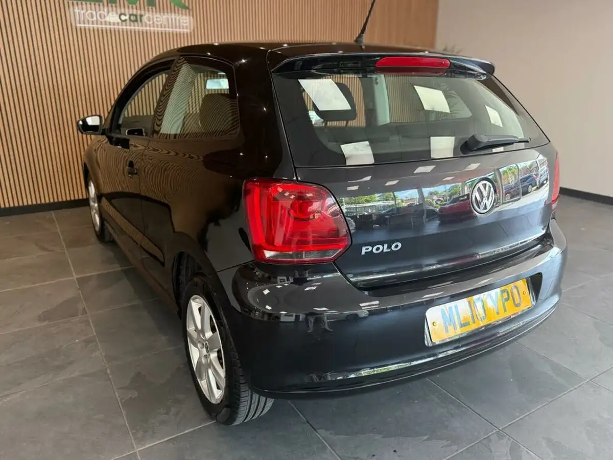 2010-volkswagen-polo-12-se-60ps-3d-big-6