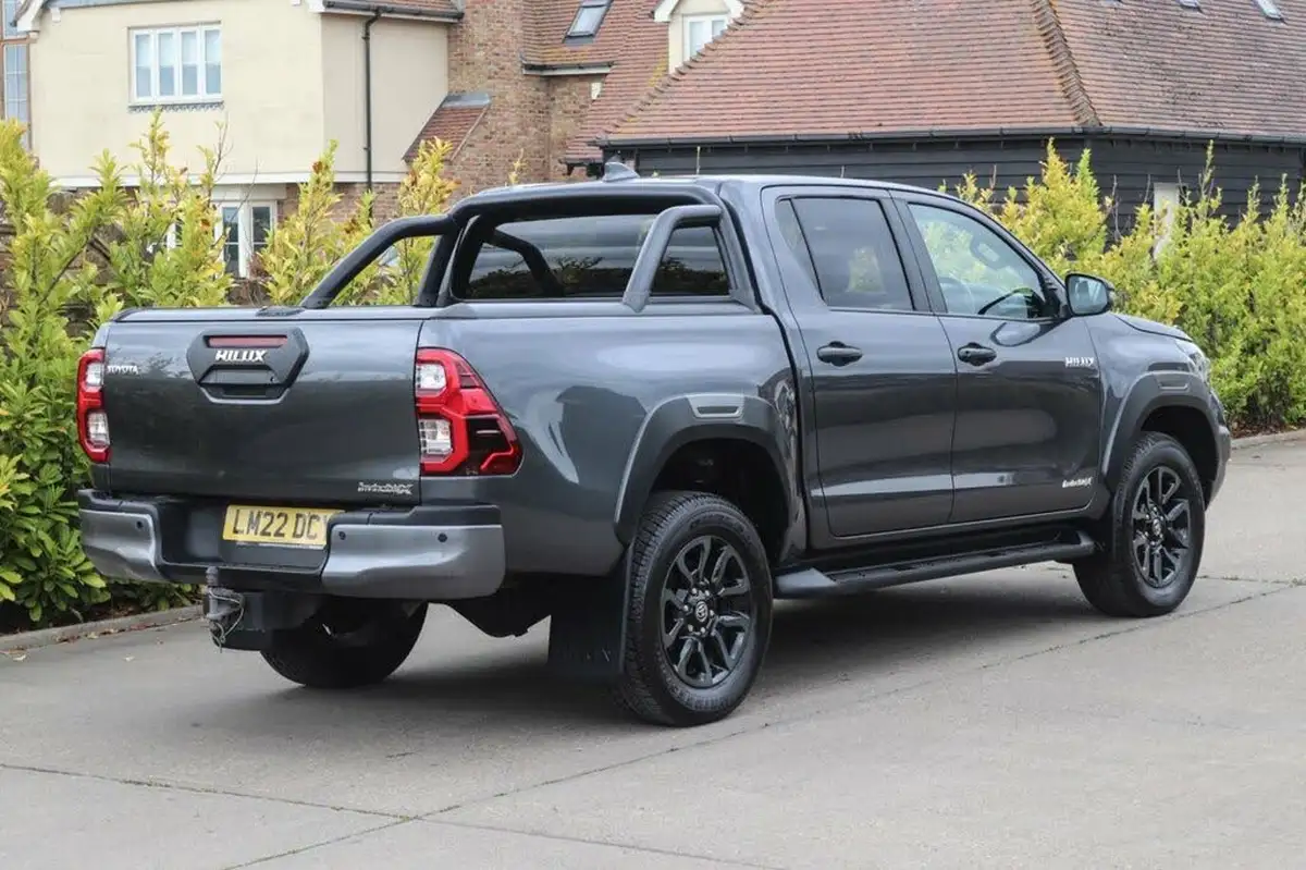 2022-toyota-hi-lux-28d-4d-invincible-x-204hpeu6d-2755cc-auto-big-13