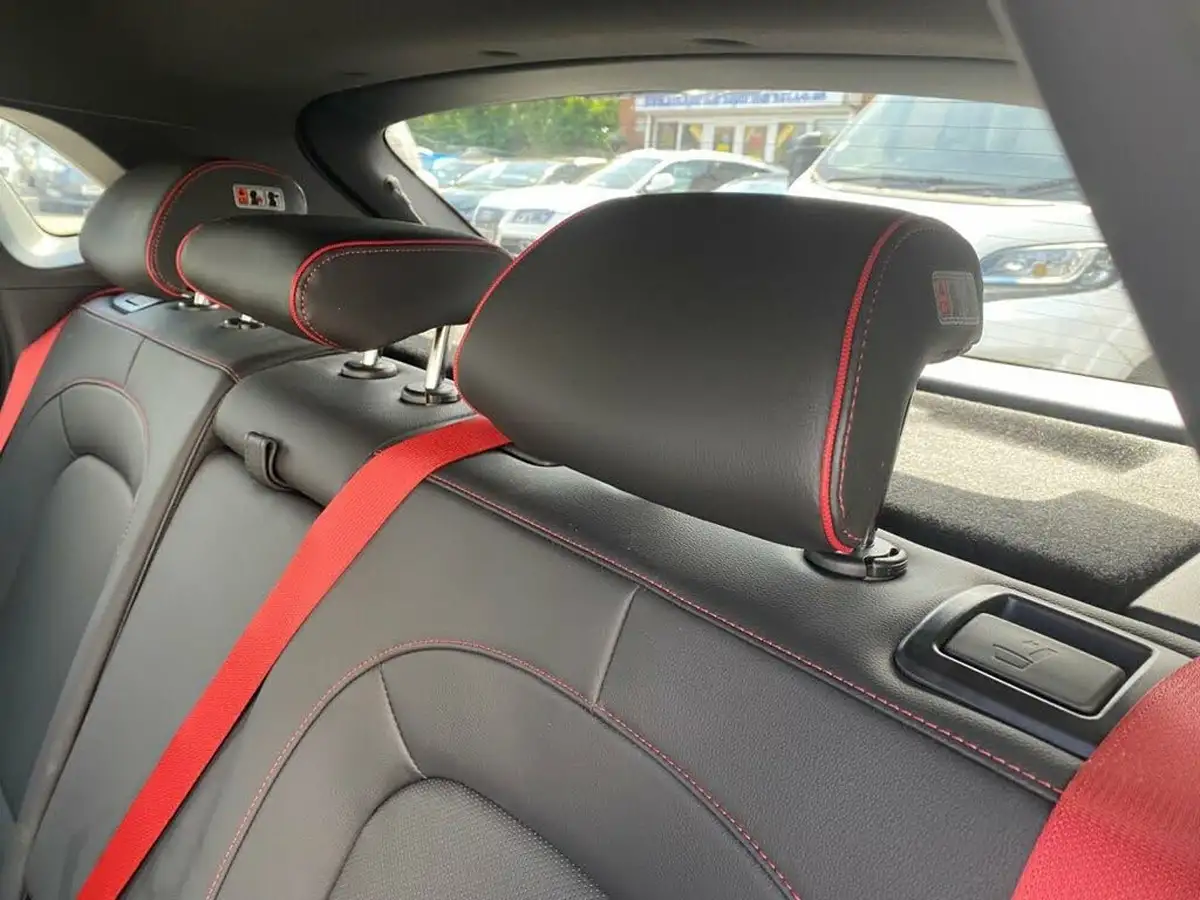 2019-hyundai-kona-16-t-gdi-iron-man-edition-big-23