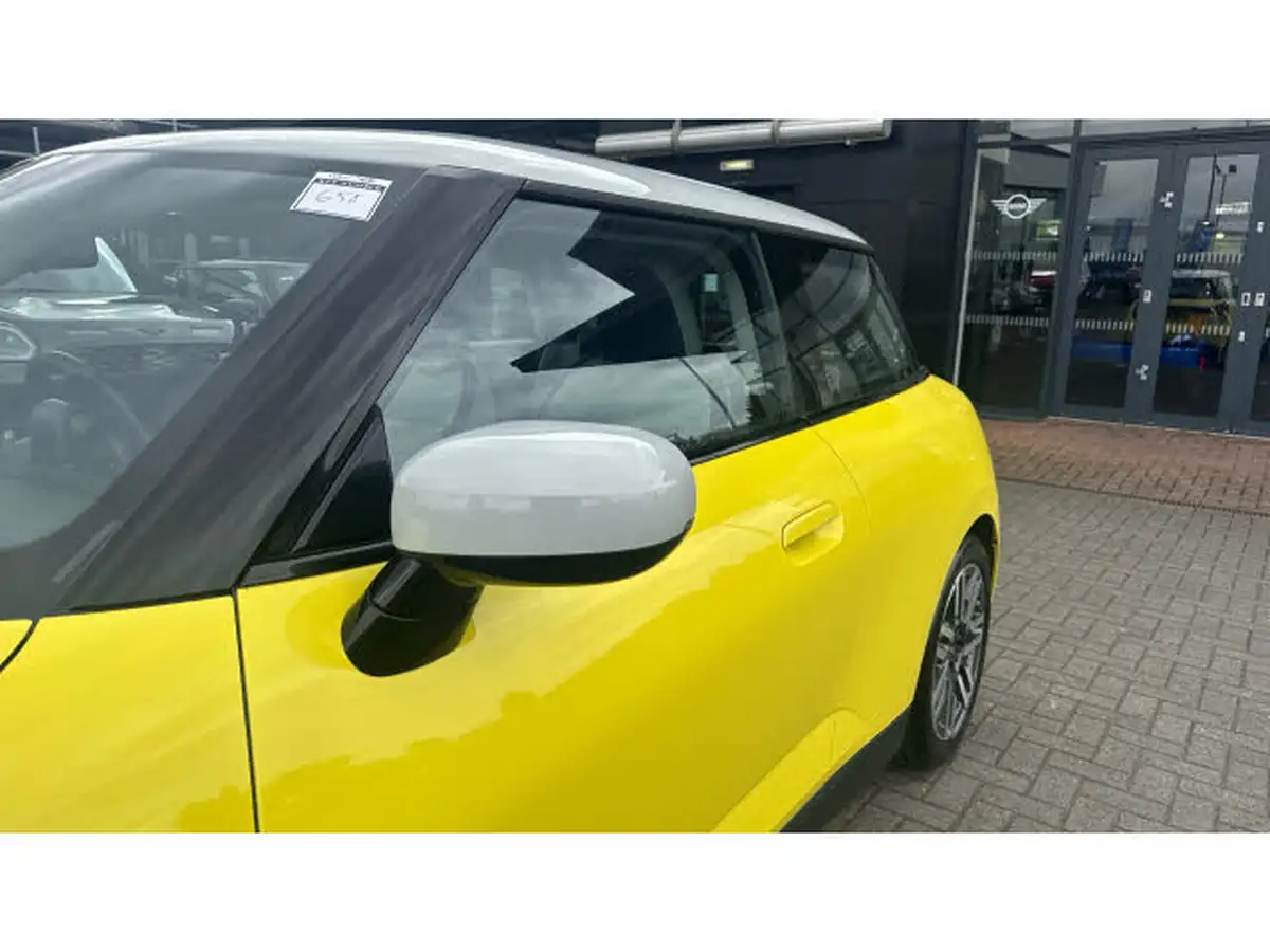 2024-mini-cooper-e-cooper-e-classic-big-39