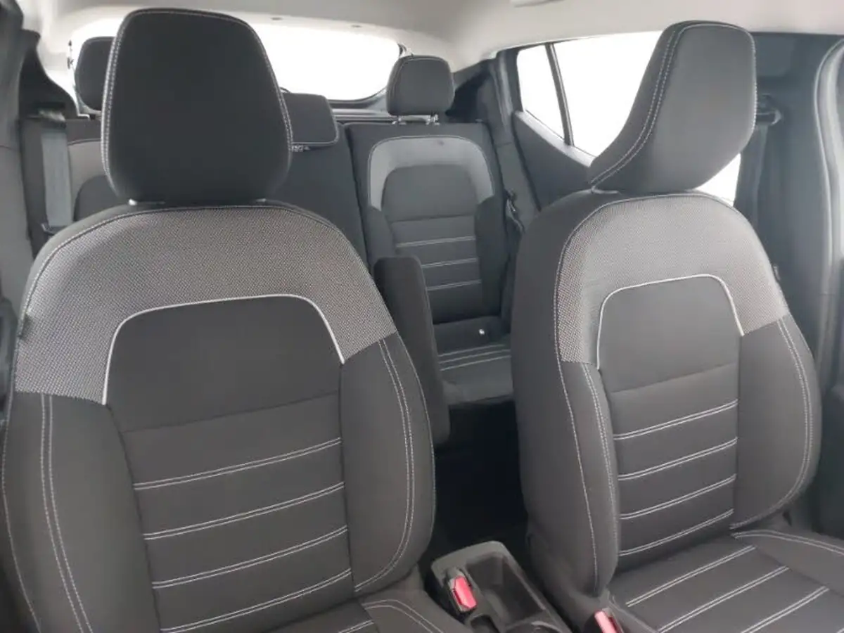 2023-dacia-sandero-10-tce-expression-90bhp-big-18