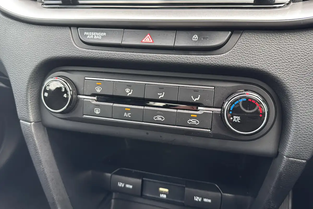 2022-kia-xceed-10-t-gdi-2-big-15