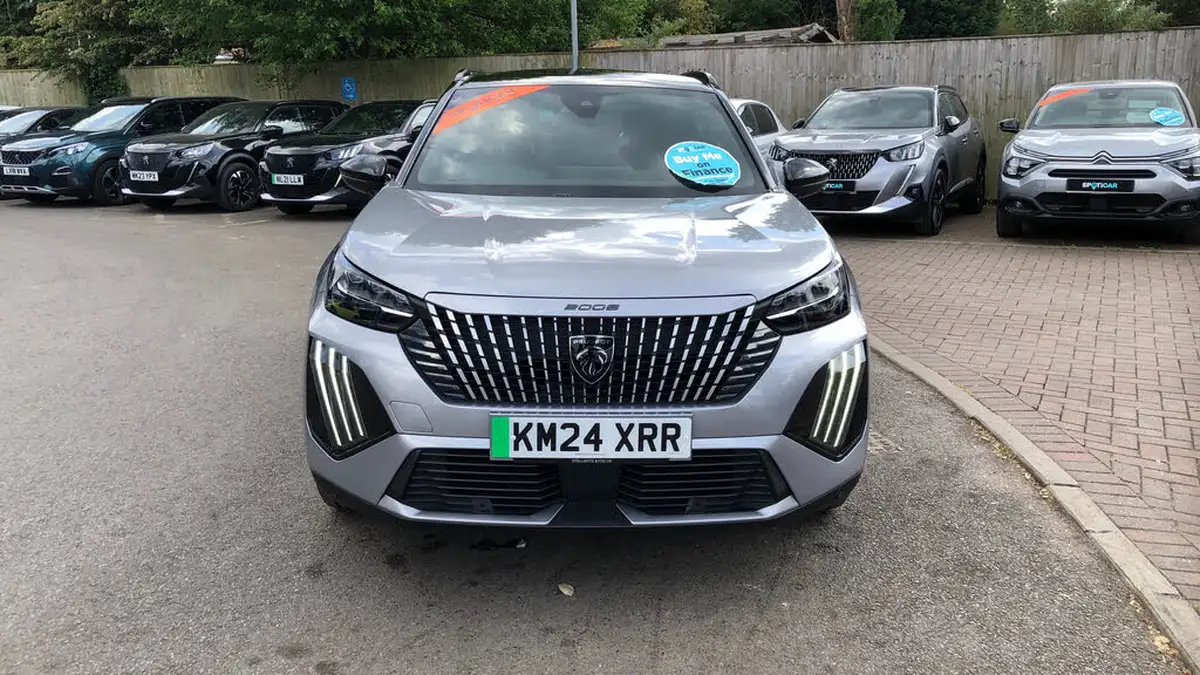 2024-peugeot-2008-suv-e-gt-136ps-50kwh-big-7