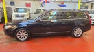 2010-volvo-v70-small-27