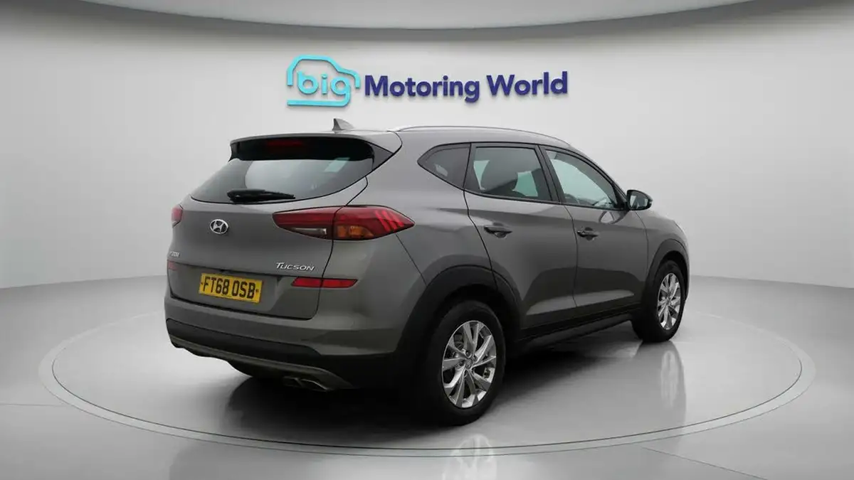 2019-hyundai-tucson-16-t-gdi-se-nav-dct-big-7