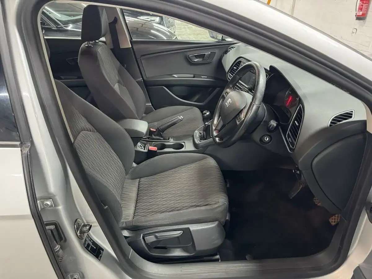2013-seat-leon-20td-se-big-34
