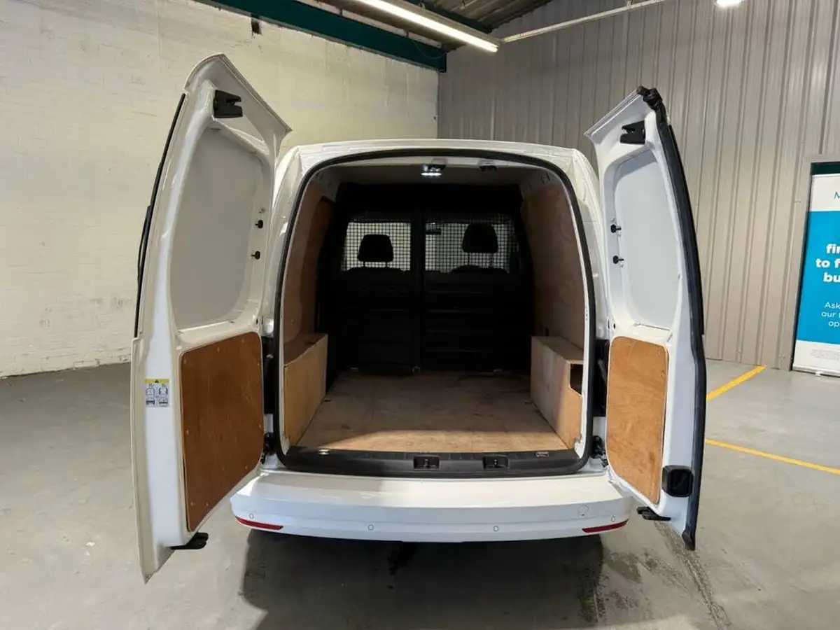 2019-volkswagen-caddy-20tdi-c20-trendline-bmt-102pseu6dt-big-13