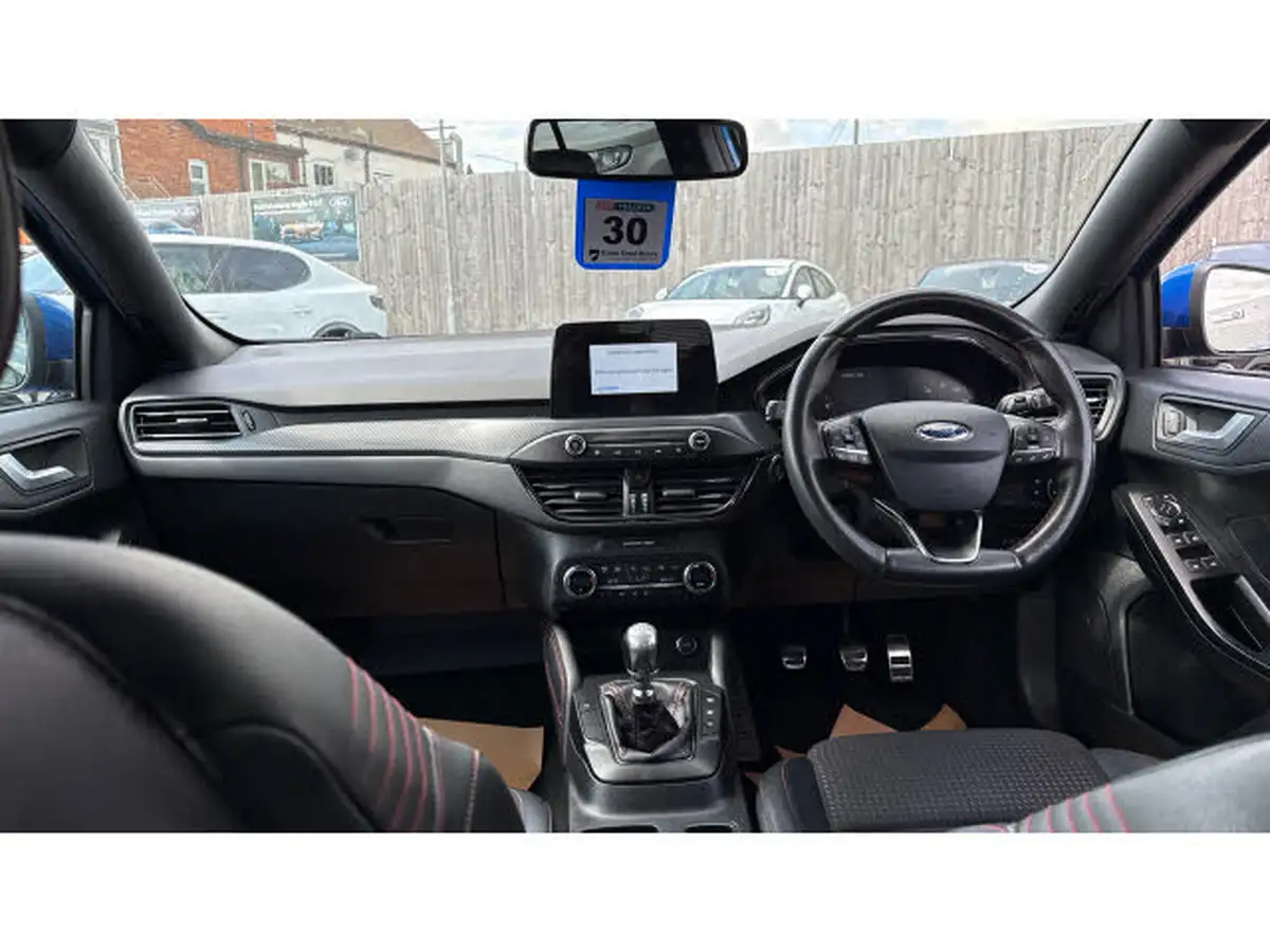 2018-ford-focus-10t-st-line-x-125ps-hatchback-big-9