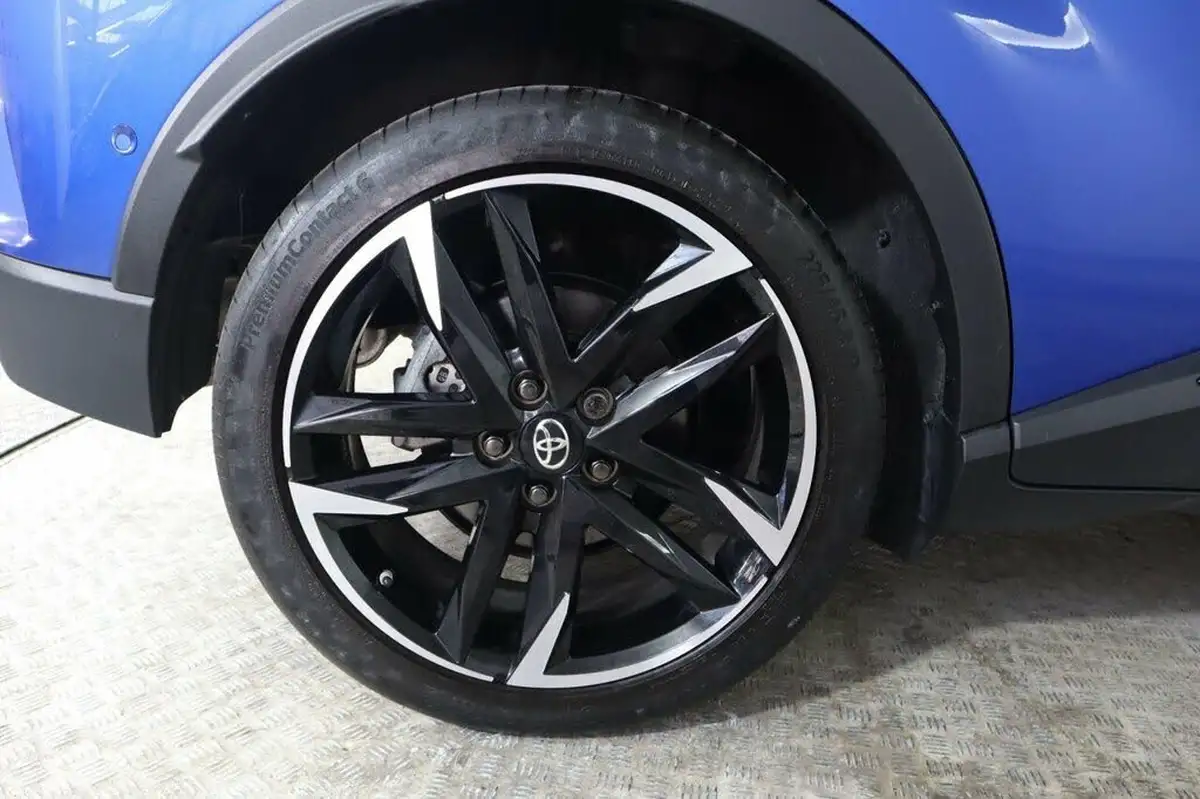 2022-toyota-c-hr-18-vvt-i-gr-sport-big-27