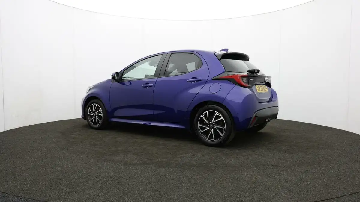 2022-toyota-yaris-15-vvt-i-design-big-75