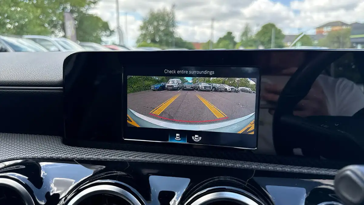 2018-mercedes-benz-a-class-15d-a180d-se-116ps-ss-7g-dct-big-21