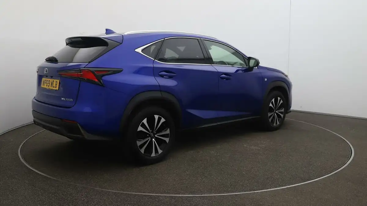 2020-lexus-nx-300h-25-f-sport-premium-pack-big-50