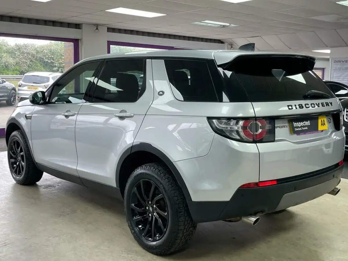 2018-land-rover-discovery-sport-20td4-se-tech-180ps-big-8