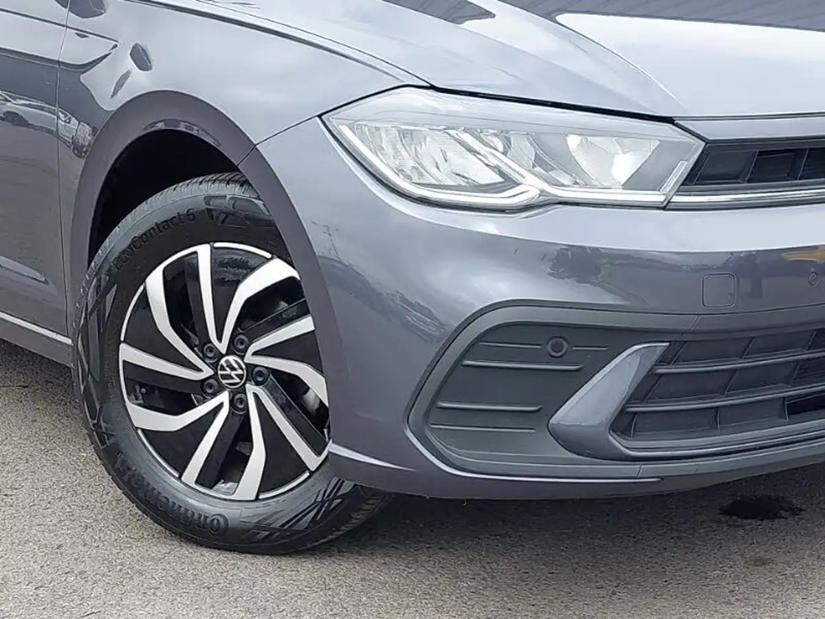 2023-volkswagen-polo-10-tsi-life-dsg-big-8