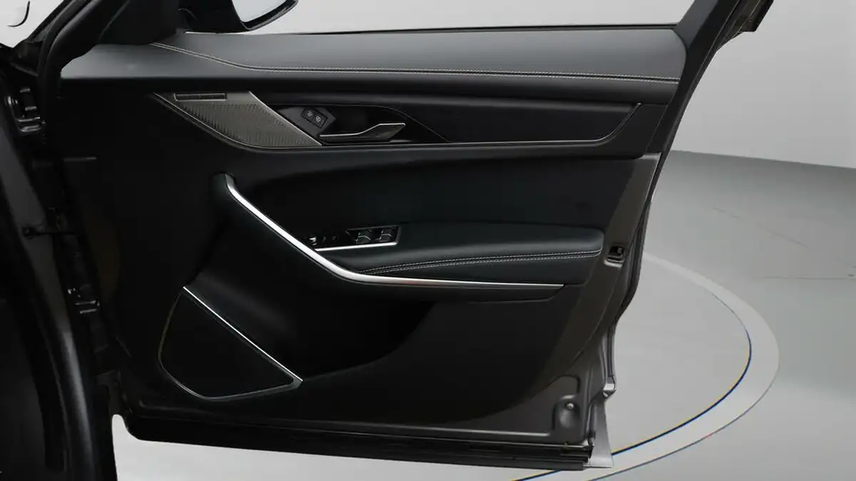 2022-jaguar-f-pace-20-p250-r-dynamic-black-big-14
