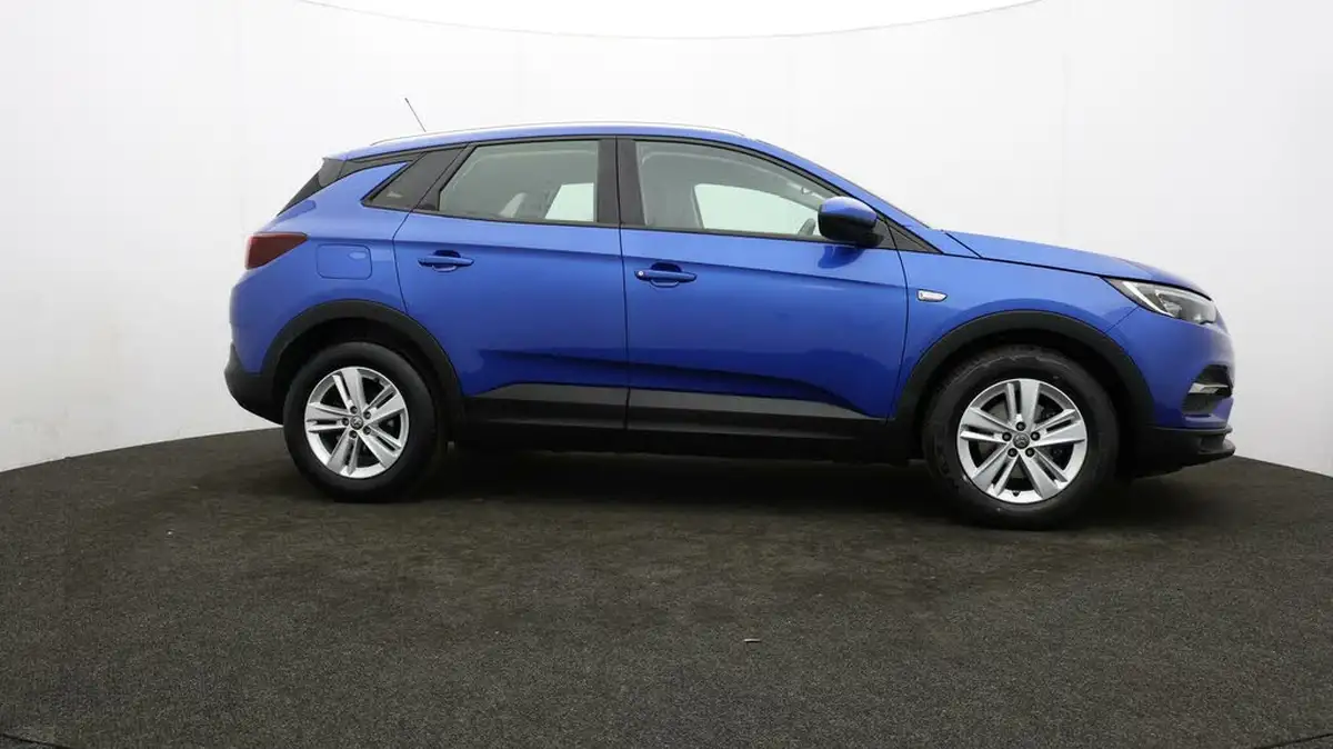 2020-vauxhall-grandland-x-15td-se-big-38