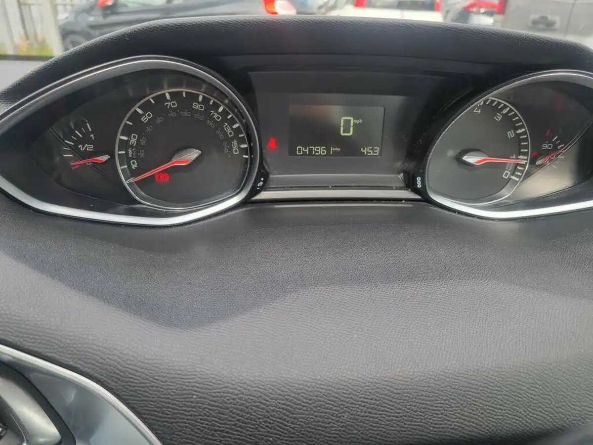 2019-peugeot-308-sw-12-puretech-allure-130bhp-big-4