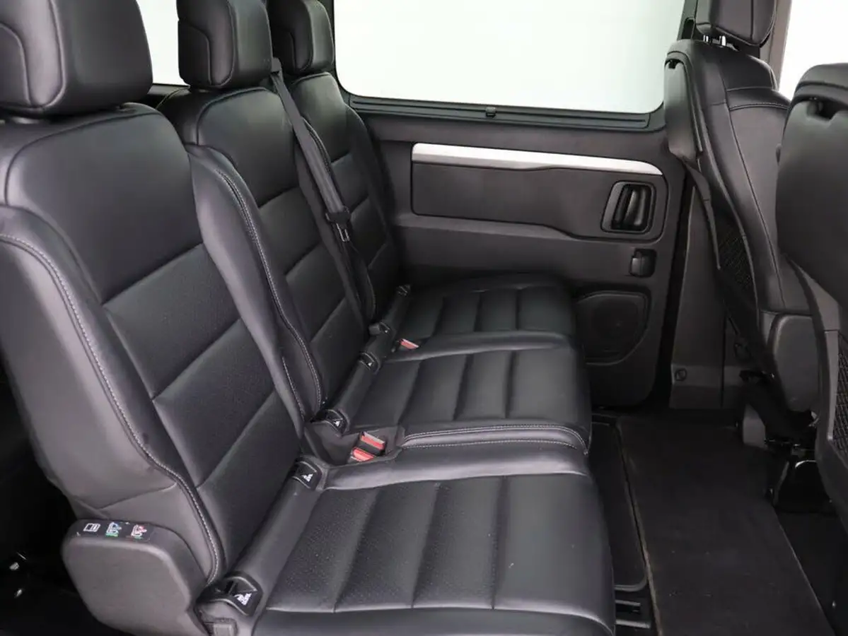 2021-vauxhall-vivaro-life-20td-elite-l-180ps-auto-big-16