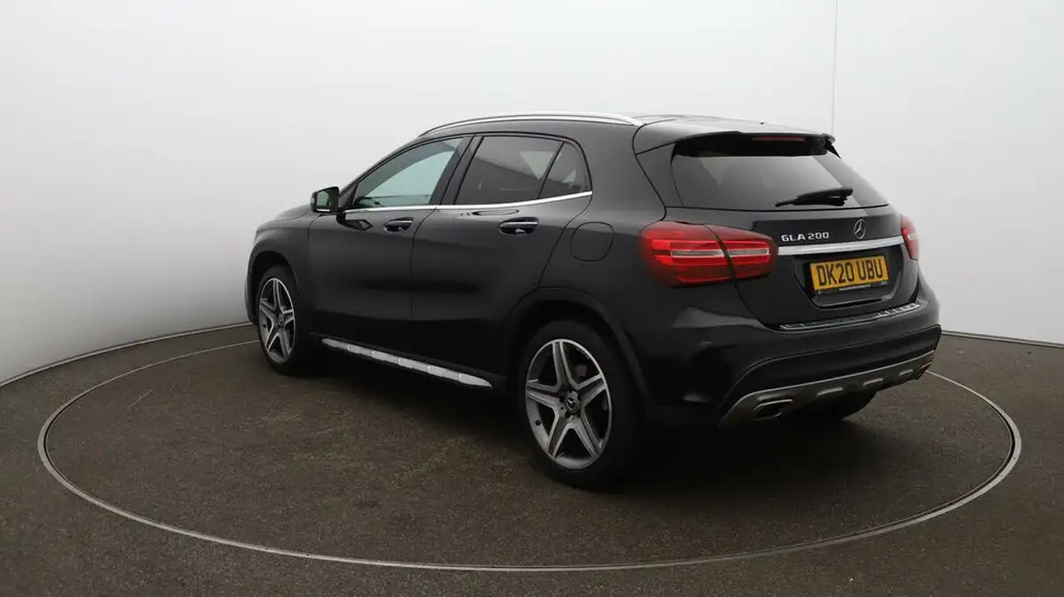 2020-mercedes-benz-gla-class-16-gla-200-amg-line-edition-plus-7g-dct-big-57
