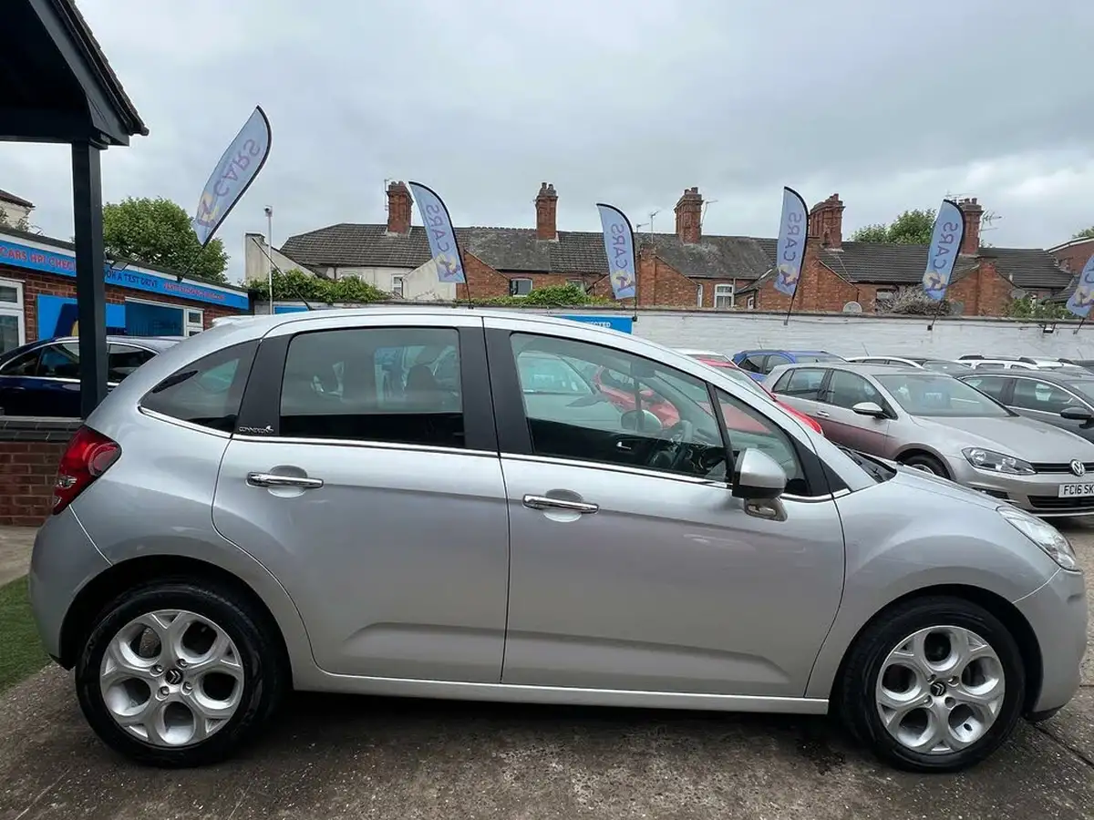 2011-citroen-c3-14-connexion-big-25