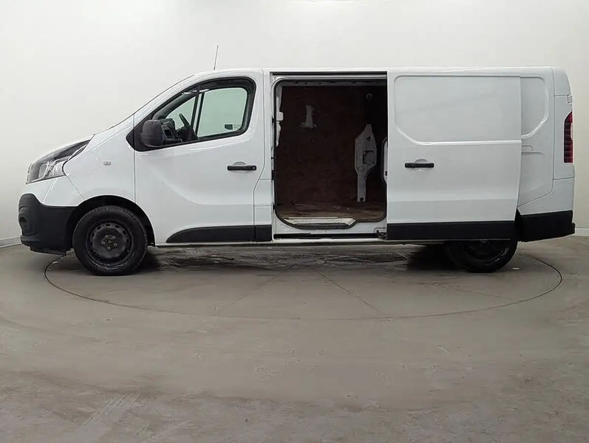 2021-renault-trafic-20dci-ll30-energy-120-business-panel-big-11