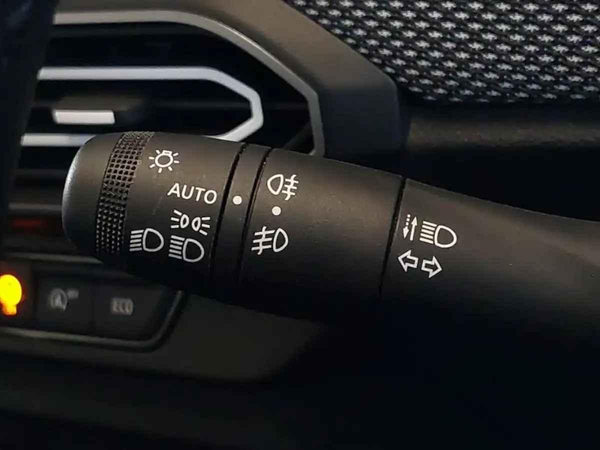 2023-dacia-sandero-10-tce-expression-90bhp-big-16