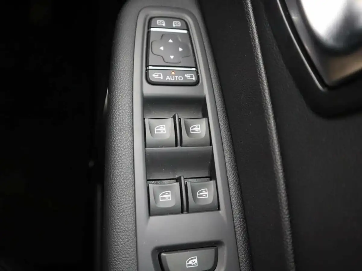 2017-renault-captur-15dci-dynamique-s-nav-90bhp-energy-ss-big-36