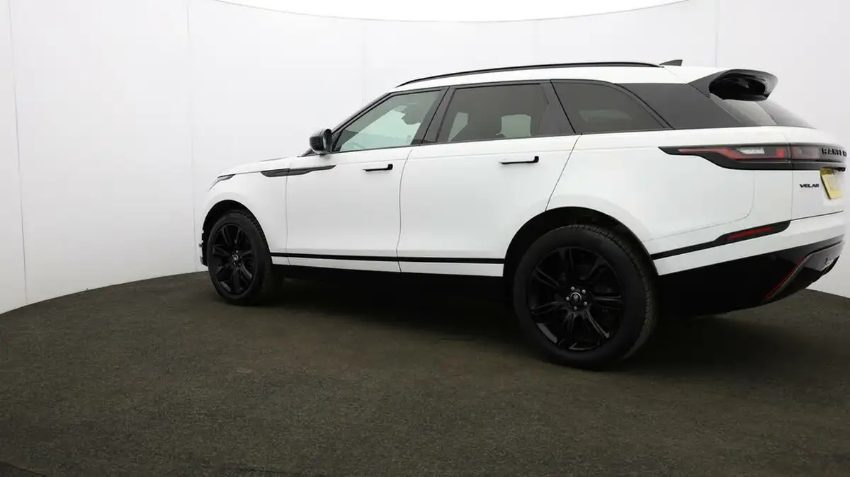 2022-land-rover-range-rover-velar-20-d200-r-dynamic-se-big-63