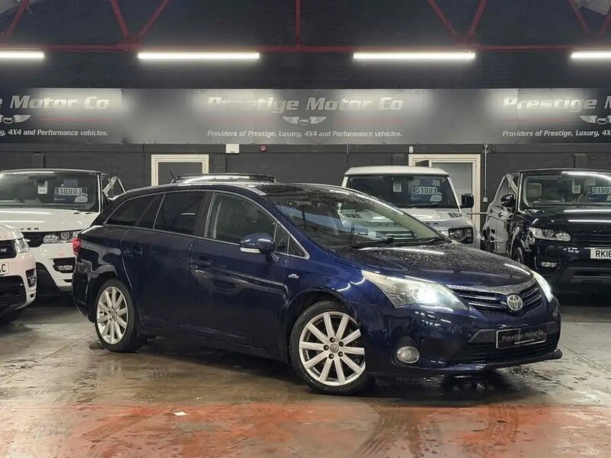 2012-toyota-avensis-22td-t-spirit-22d-cat-estate-5d-auto-big-1