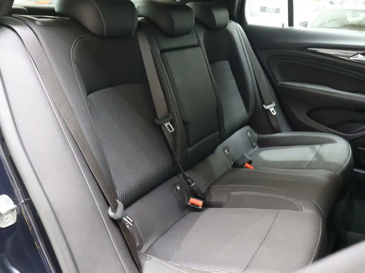 2018-vauxhall-insignia-grand-sport-20td-sri-vx-line-nav-big-9