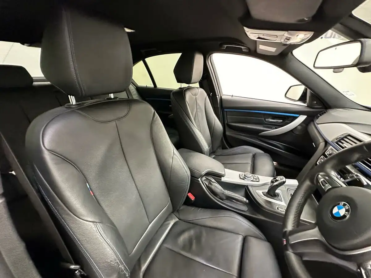 2017-bmw-3-series-20-320i-xdrive-m-sport-saloon-4d-auto-big-8