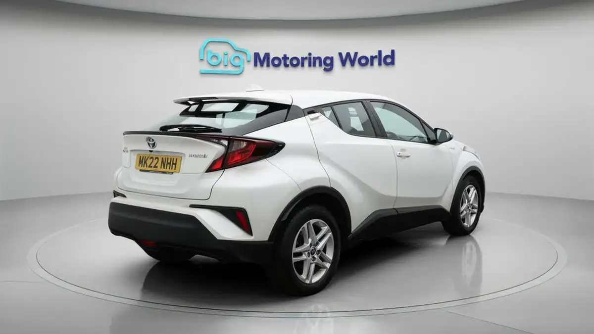 2022-toyota-c-hr-18-vvt-i-icon-big-7