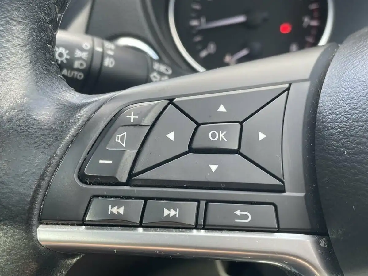 2018-nissan-qashqai-12-dig-t-n-connecta-big-17