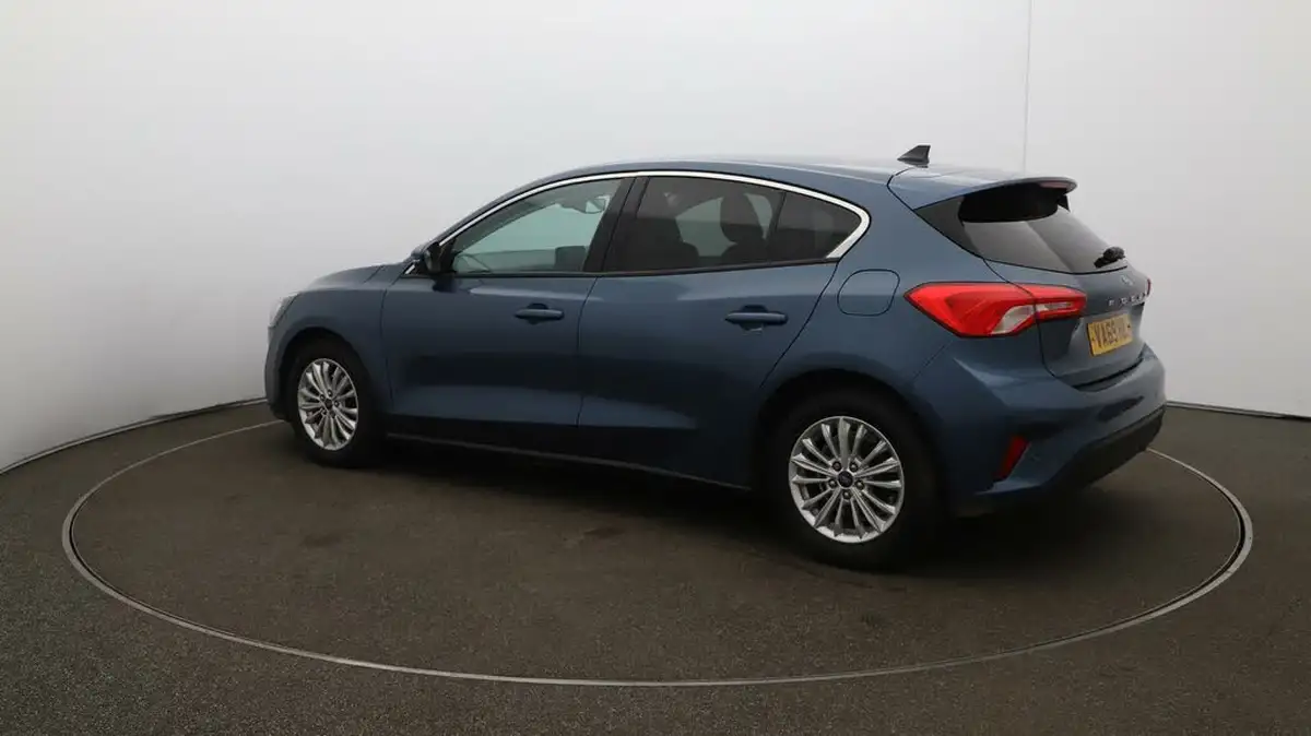 2020-ford-focus-10t-titanium-hatchback-auto-big-33