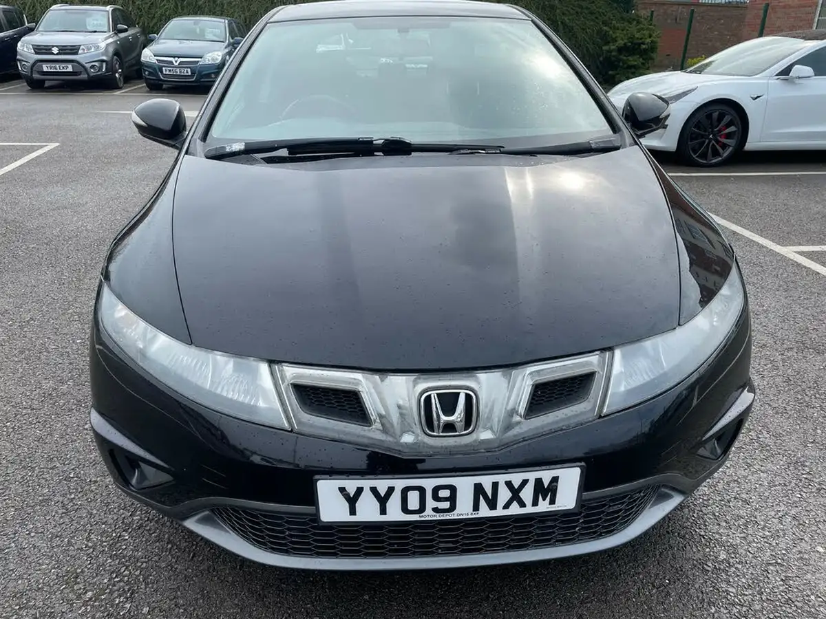 2009-honda-civic-18-se-138bhp-big-2