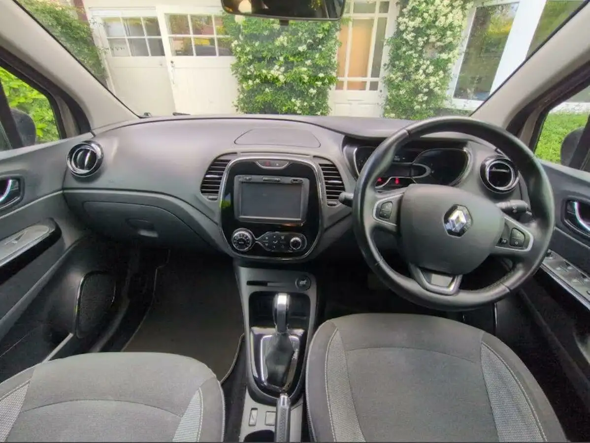 2016-renault-captur-12-dynamique-s-nav-big-4