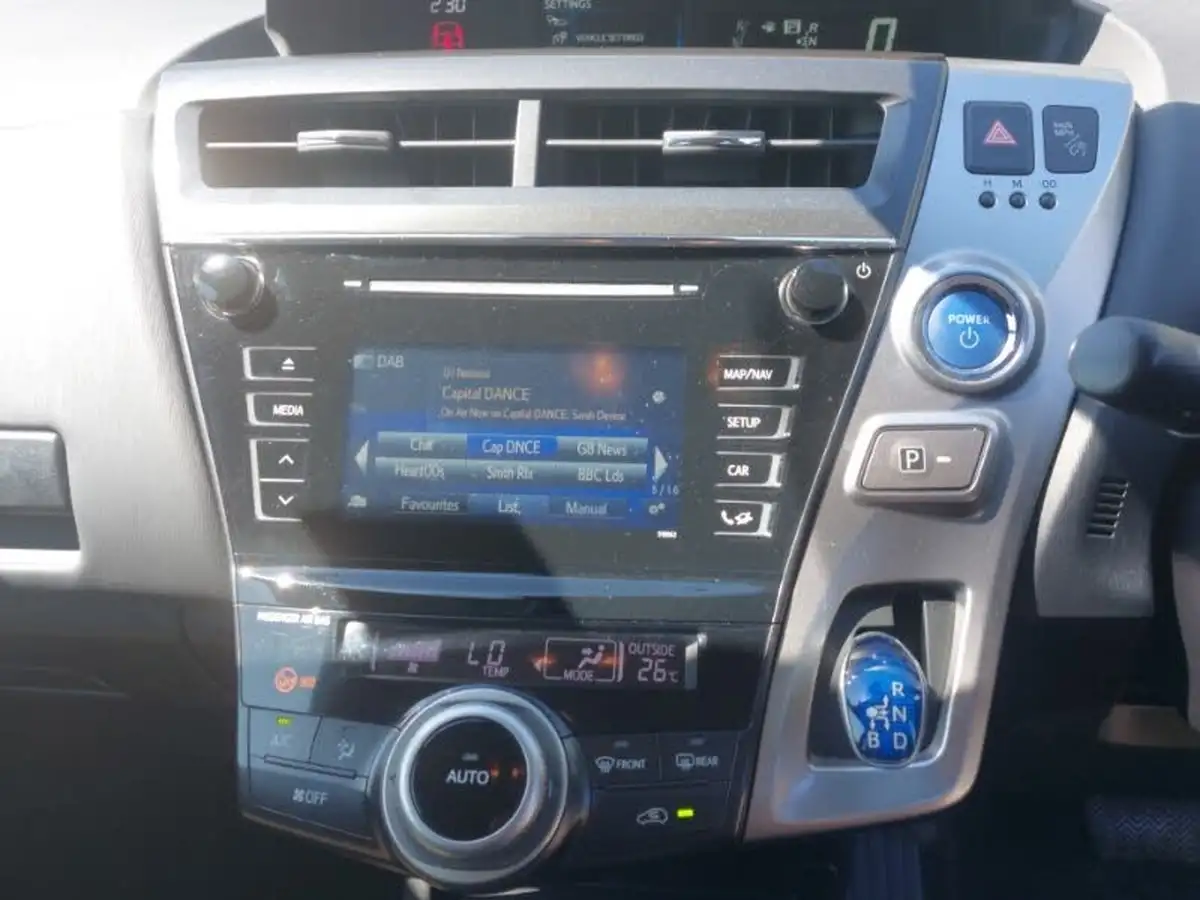 2020-toyota-prius-18-vvt-i-excel-big-10