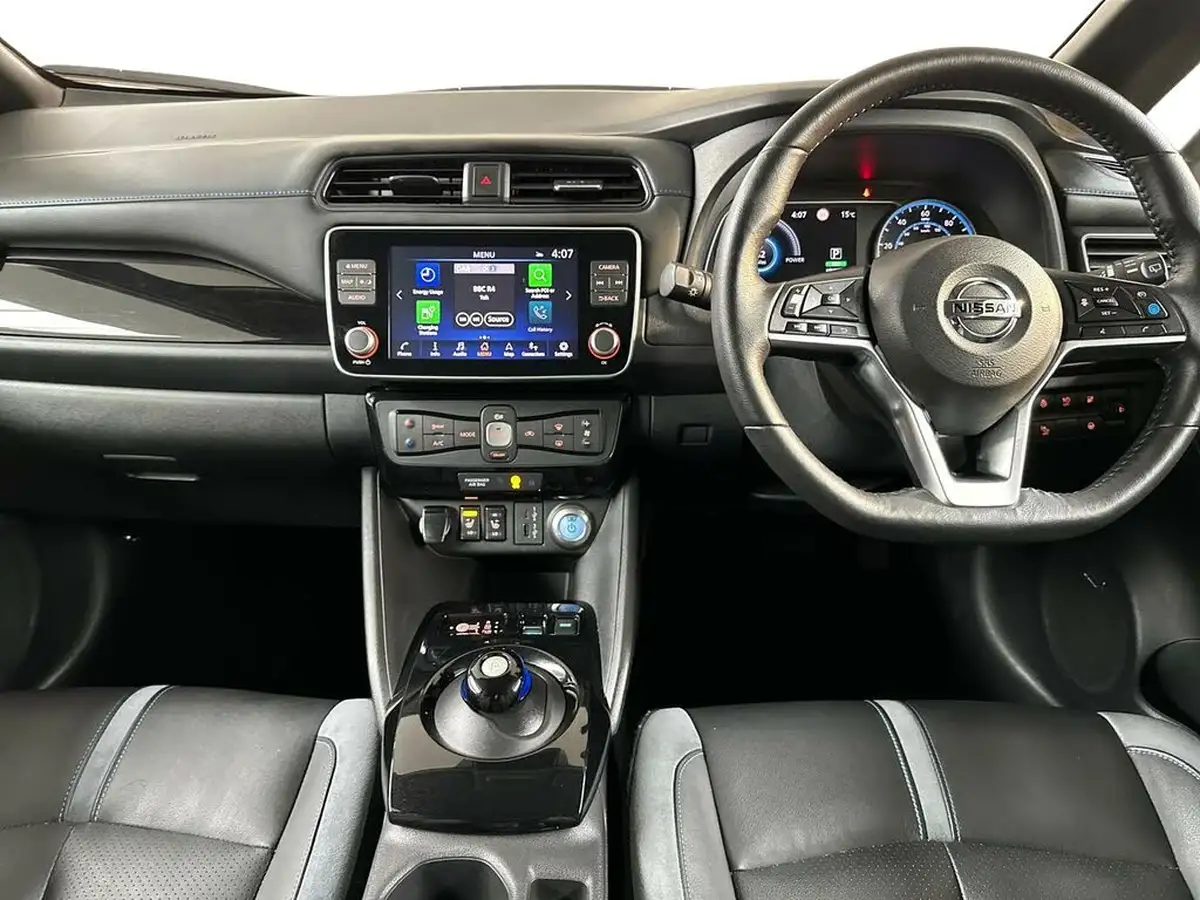 2022-nissan-leaf-e-tekna-big-14