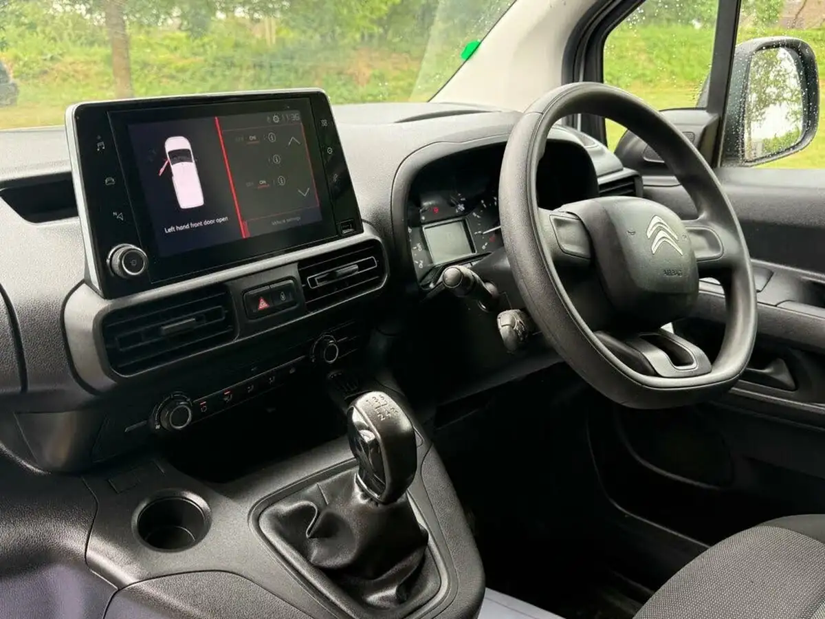 2021-citroen-berlingo-15bluehdi-650-enterprise-ss-big-12