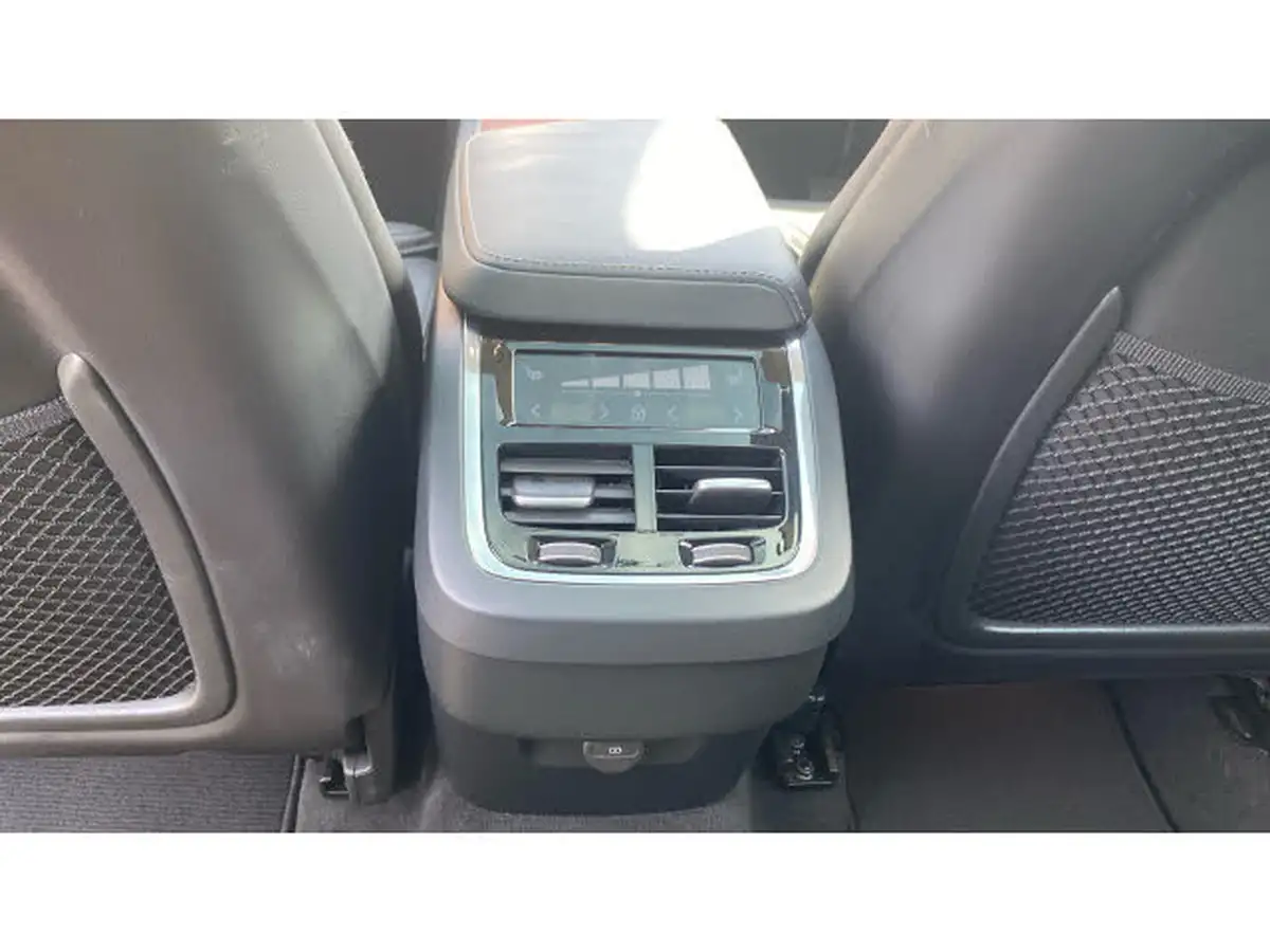2024-volvo-xc60-20-b5-ultimate-big-41