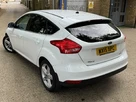 2015-ford-focus-10-zetec-t-125ps-hatchback-small-15
