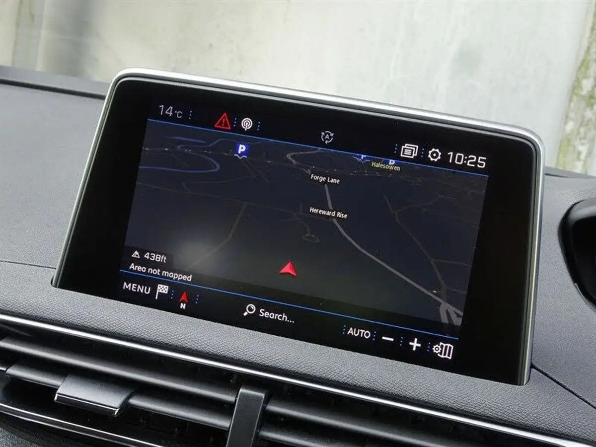 2020-peugeot-3008-suv-12-puretech-allure-big-25