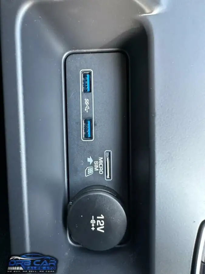 2020-land-rover-discovery-30-sd6-se-big-41