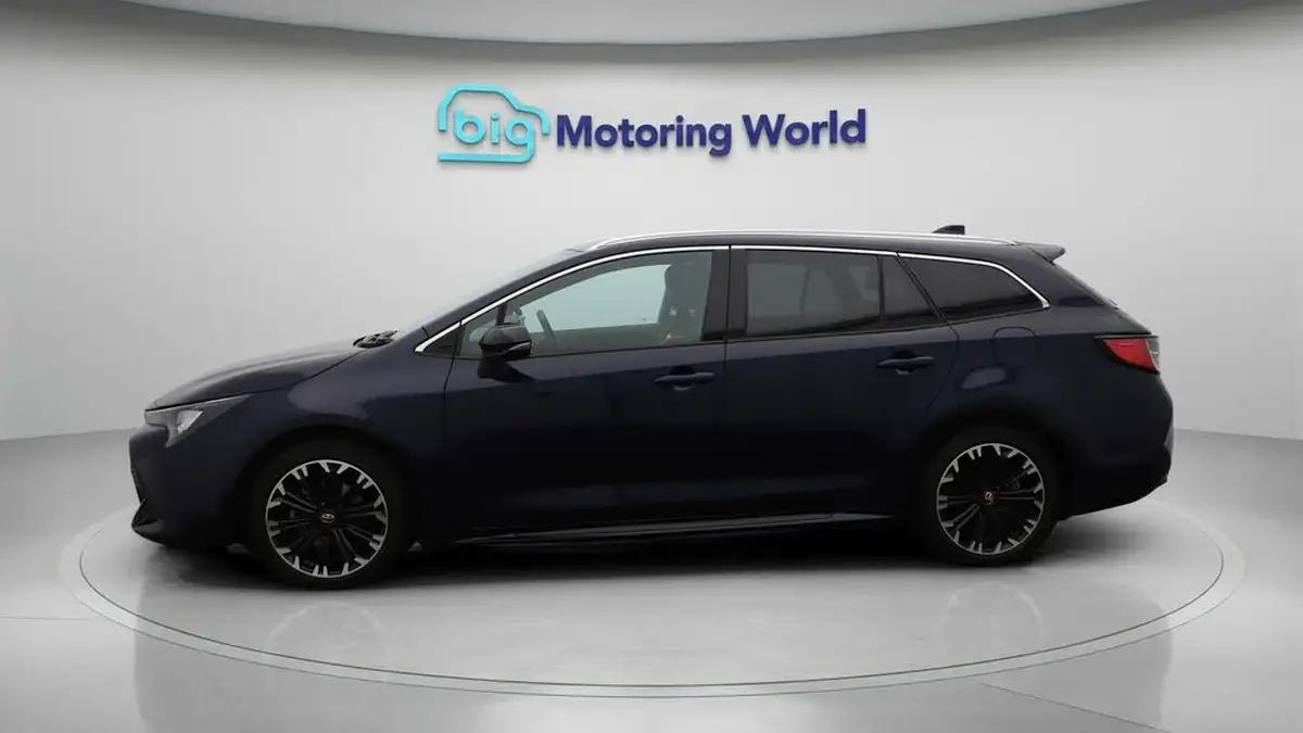 2023-toyota-corolla-18-vvt-i-gr-sport-138bhp-touring-sports-big-4