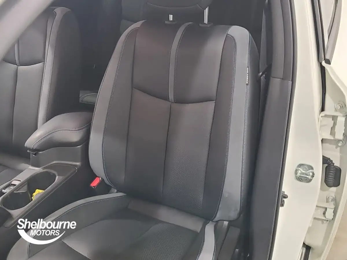 2023-nissan-leaf-e-tekna-39kwh-big-40