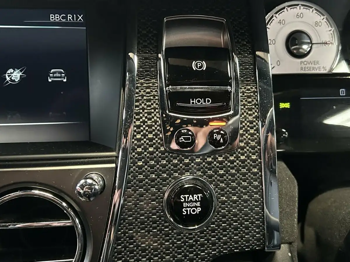 2018-rolls-royce-wraith-66-big-55