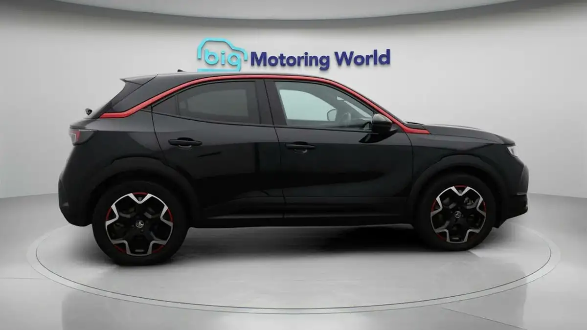 2022-vauxhall-mokka-e-sri-premium-big-8