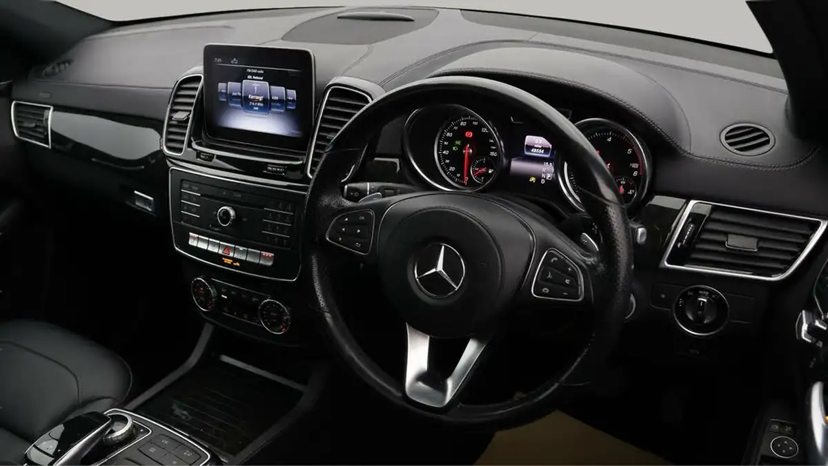 2019-mercedes-benz-gls-class-30d-gls-350d-amg-line-259ps-big-8